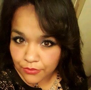 Meet your Posher, Jacqueline